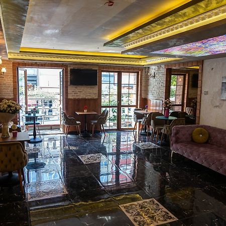 Royal Garden Suite And Hotel Istanbul Eksteriør bilde